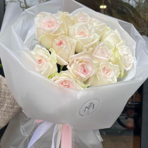 white roses banner